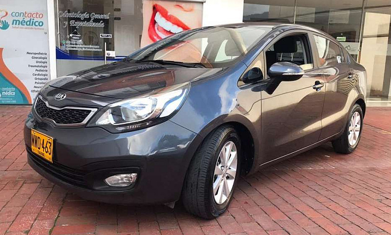 Kia Rio Sedan 2014 A...