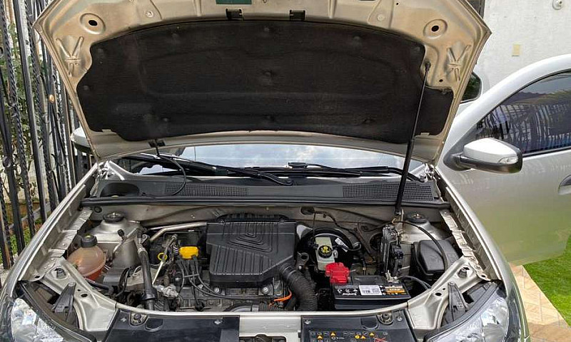 Renault Logan 2019...