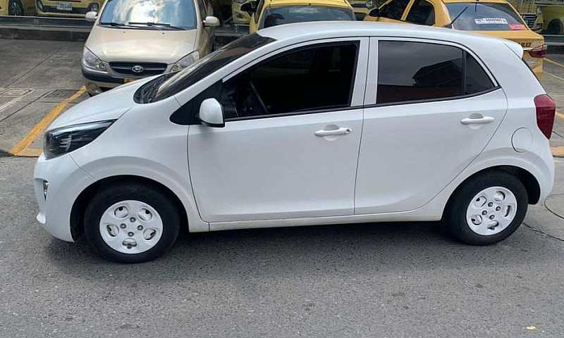 Kia Picanto Full...