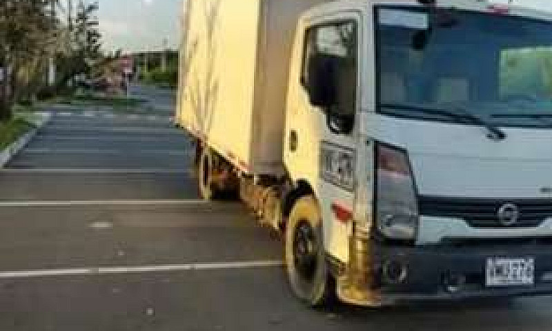 Nissan Castar...