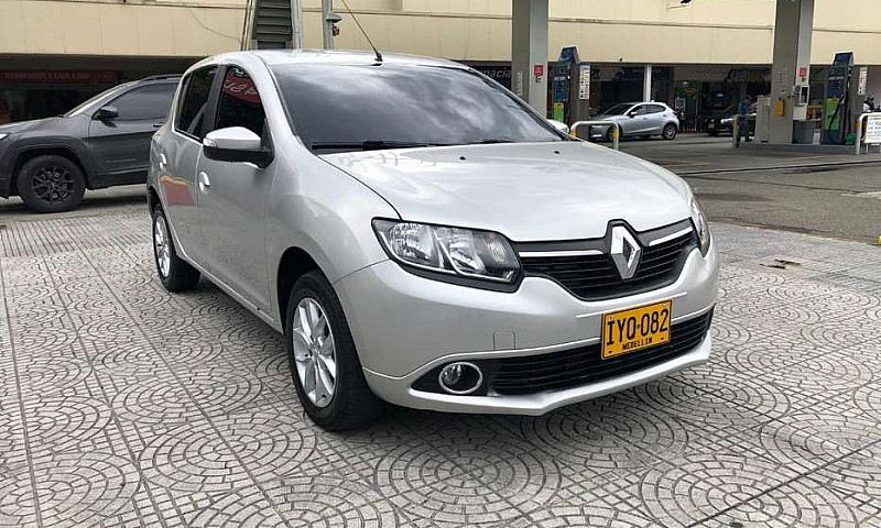 Renault Sandero Dyna...