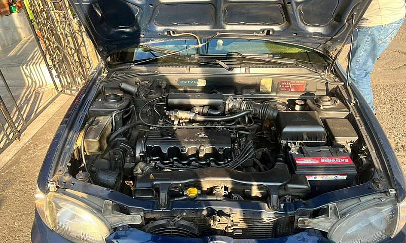 Hyundai Accent 98 En...