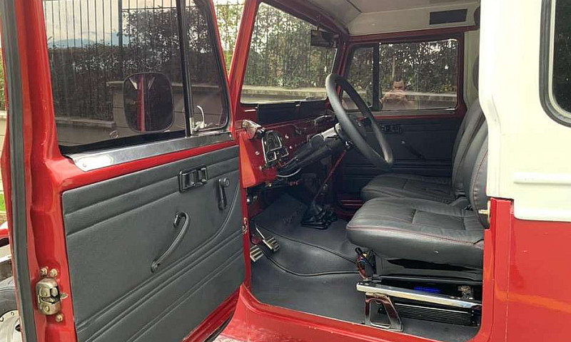 Hermoso Toyota Fj40...