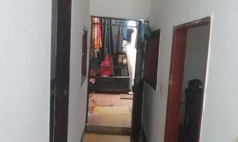 Se Vende Casa...