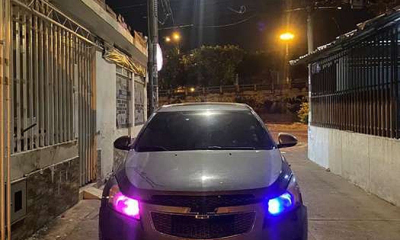 Carro Chevrolet Cruz...