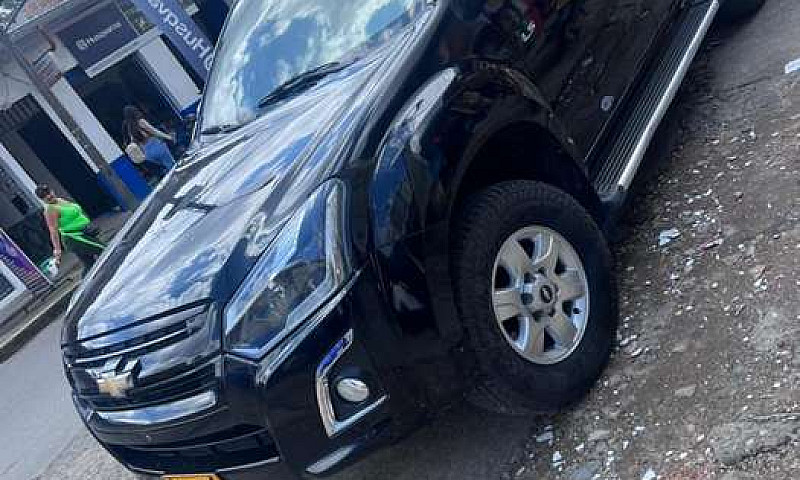 Vendo Chevrolet Dmax...