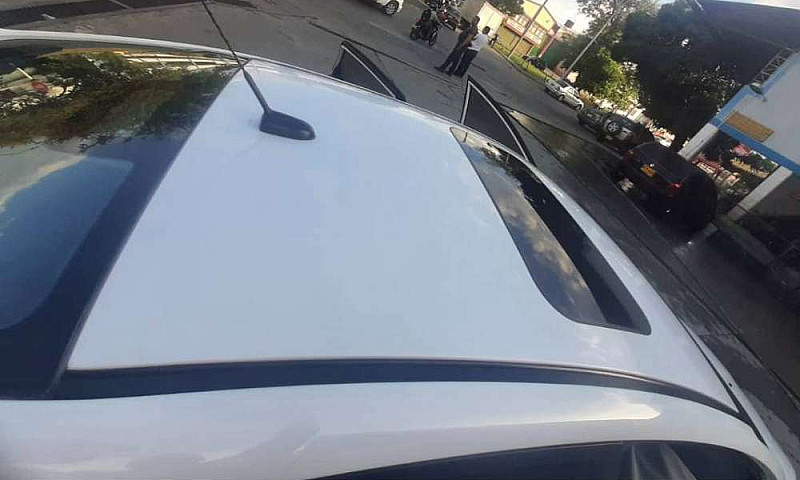 Ford Fiesta Sedan, 2...