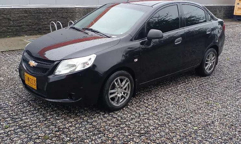 Vendo Automóvil Chev...