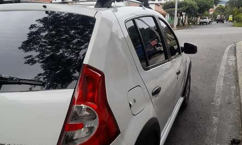 Vendo Sandero Stepwa...