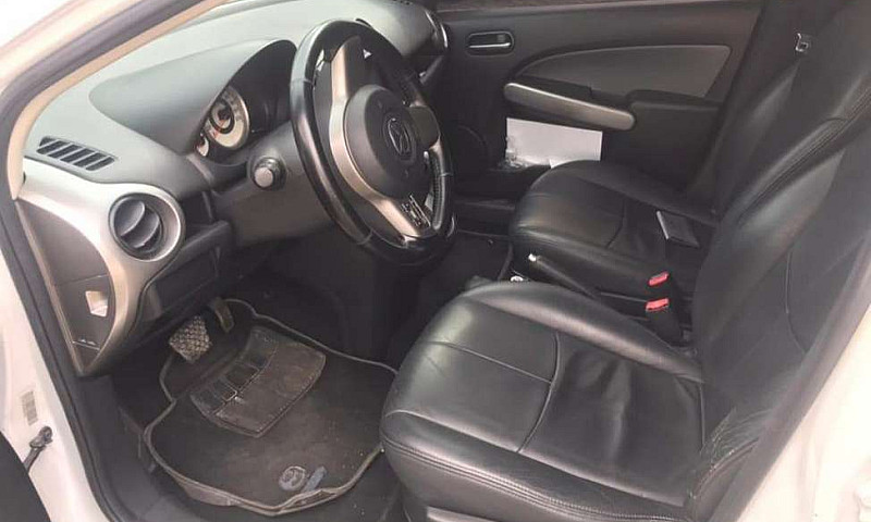 Se Vende Mazda 2 En ...