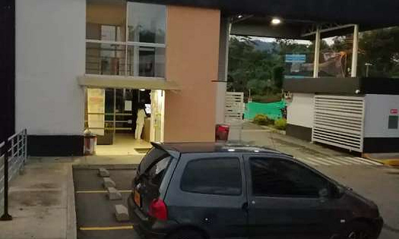 Arriendo Apto 306 To...