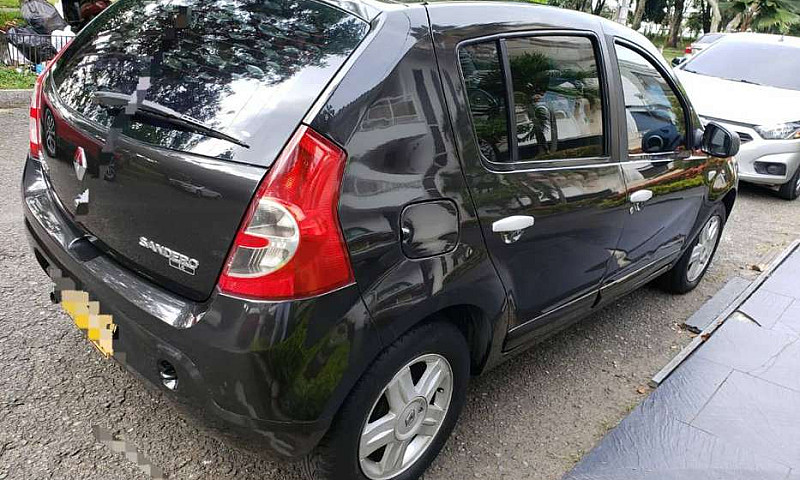 Se Vende Sandero Dyn...