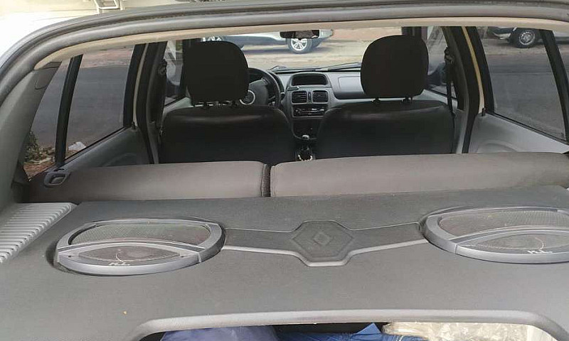 Renault Clio Style 2...