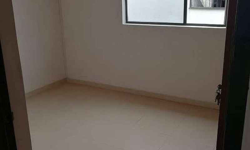 Hermosa Casa De 2 Pi...