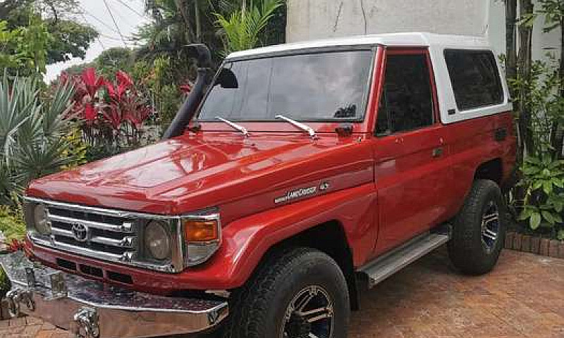 Toyota Macho Con Sno...
