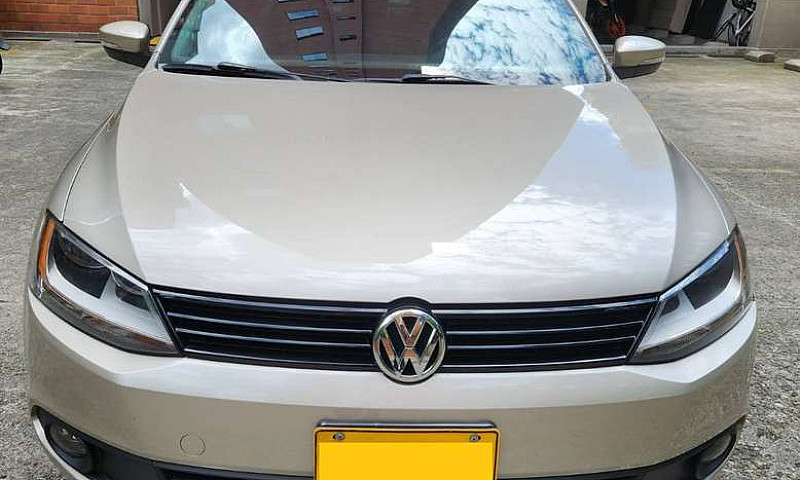 Volkswagen Jetta Tre...