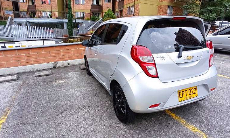 Chevrolet Spark Gt 1...