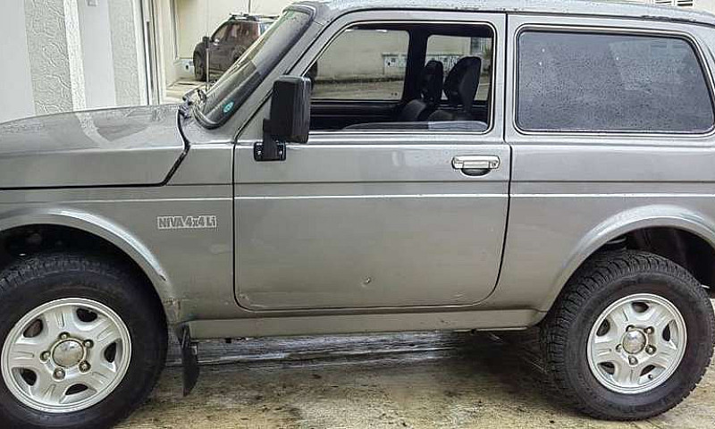 Lada Niva 2121...
