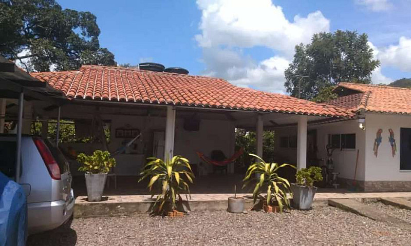 Se Vende Casa Quinta...