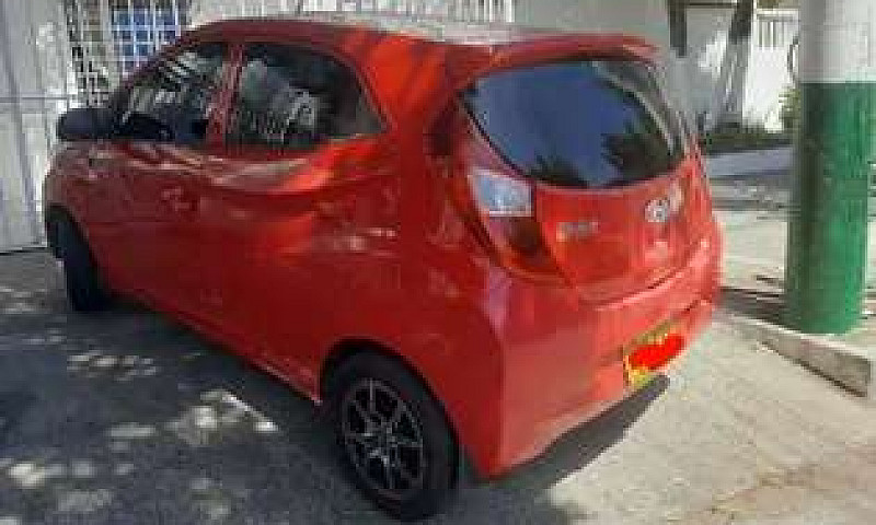 Carro Hyundai Eon 20...