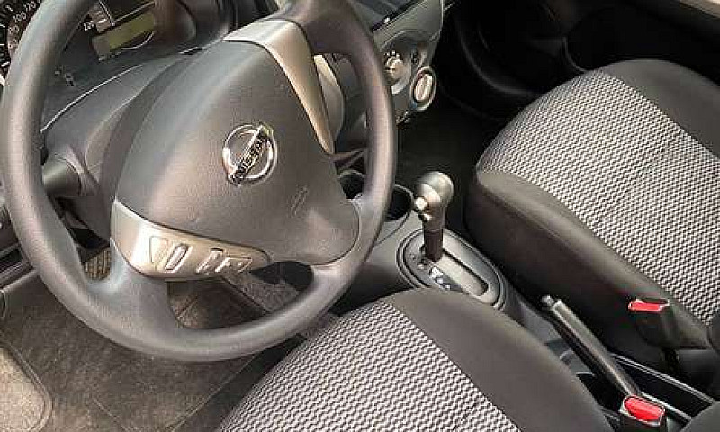 Nissan March Connect...