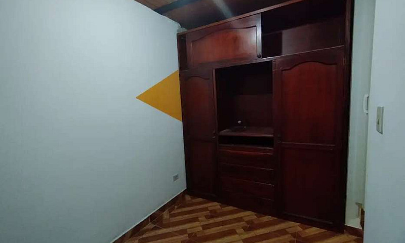 Casa Recién Remodela...