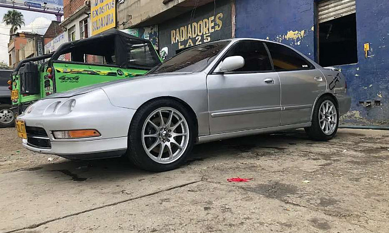 Vendo Honda Integra ...