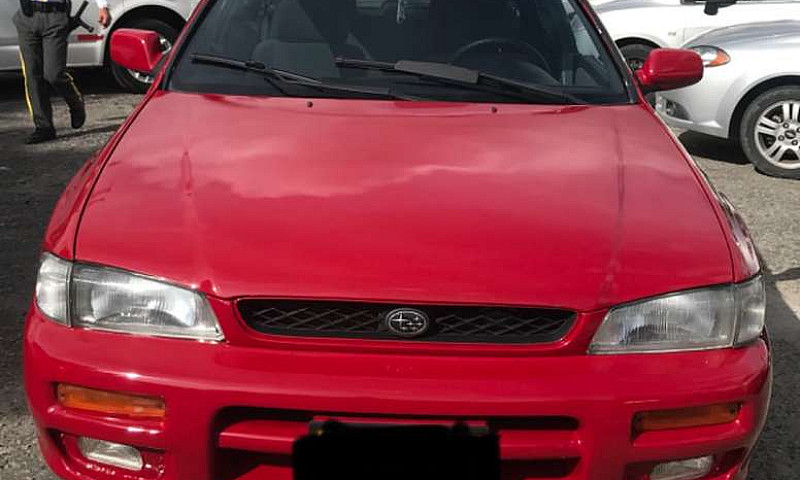 Vendo Subaru Impreza...