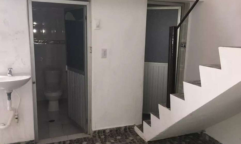 Arriendo Casa Con Lo...