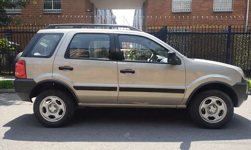 Vendo Bella Ford Eco...