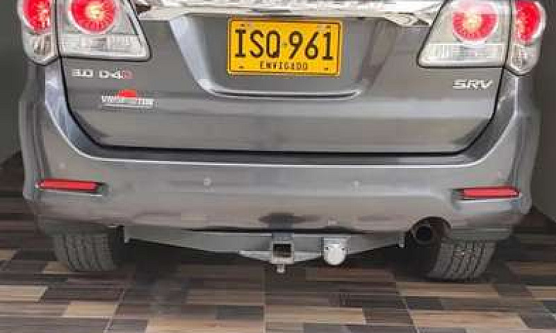 Toyota Fortuner 3.0...