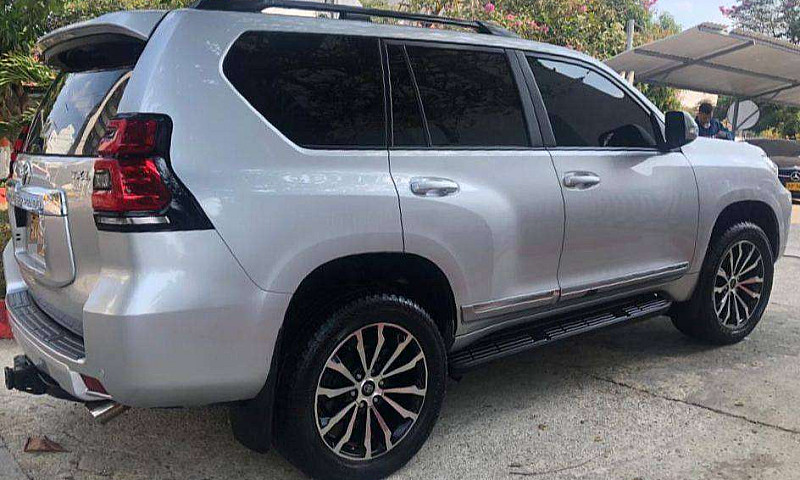 Toyota Prado Txl Mod...