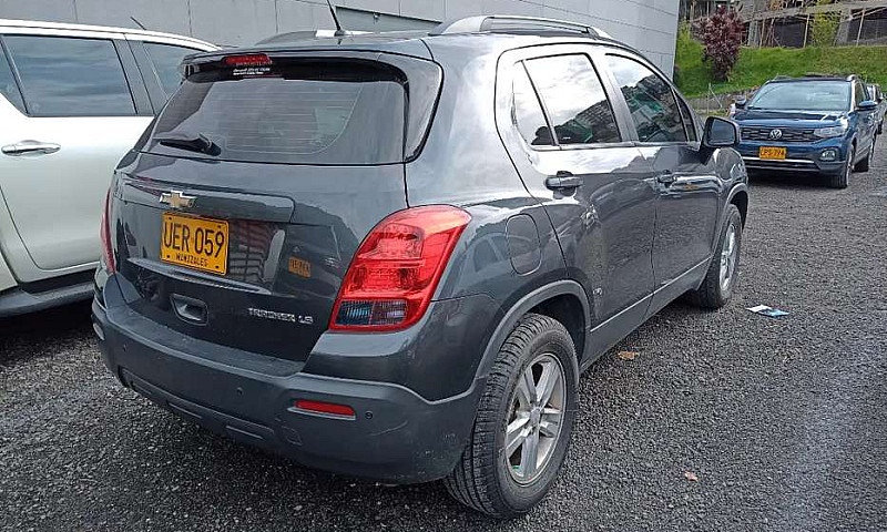 Tracker  1.8 Cc Ls...