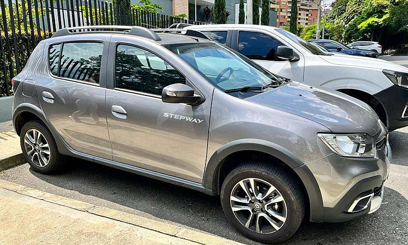 Stepway 2023...