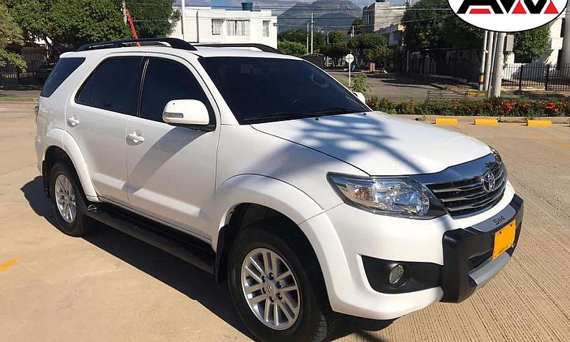 Toyota Fortuner 2014...