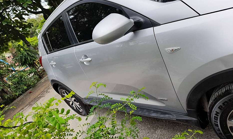 Kia Esportage Revolu...