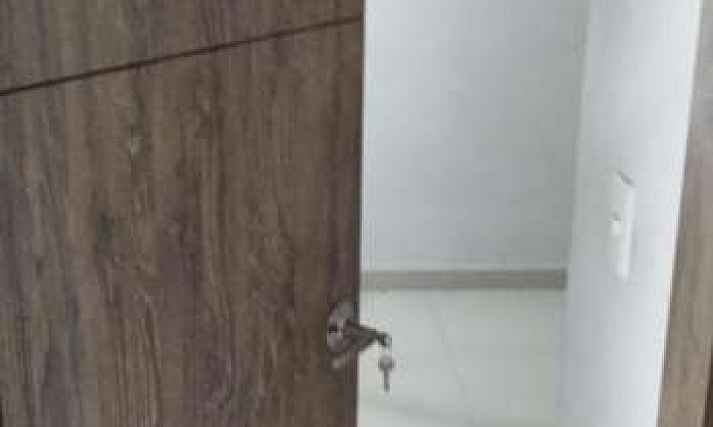 Se Arrienda Habitaci...