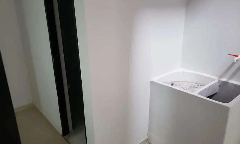 Se Vende Casa A Estr...