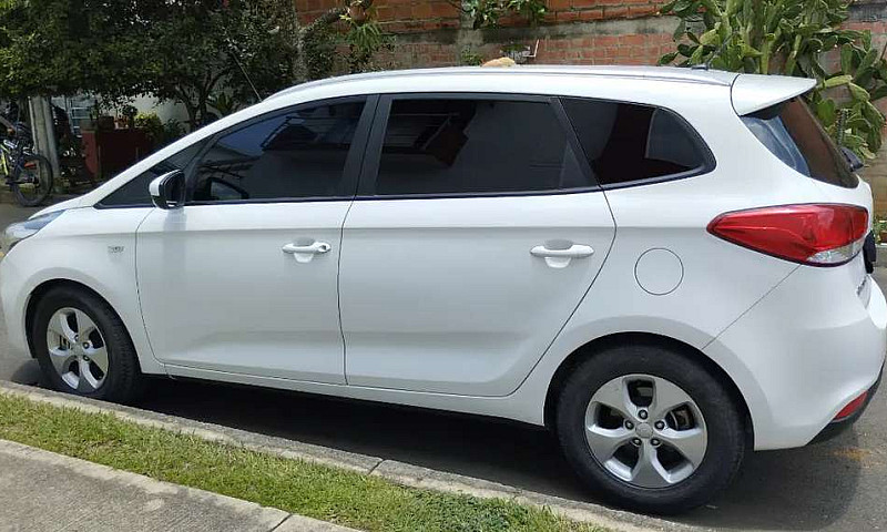 Kia Carens 7 Puestos...