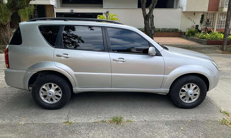 Rexton 2005 Automáti...