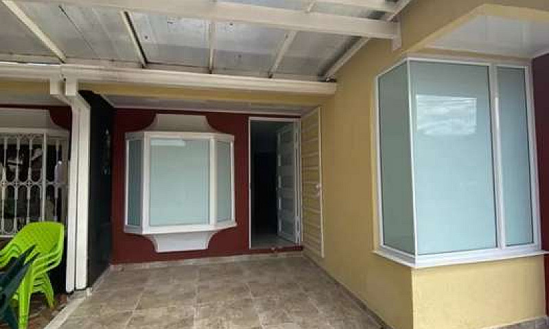 Vendo Hermosa Casa E...