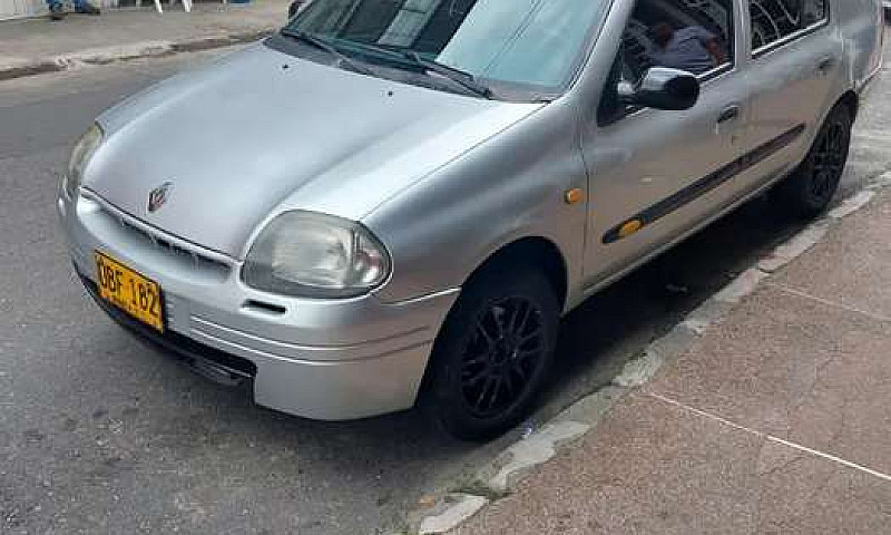 Vendo Automóvil Rena...