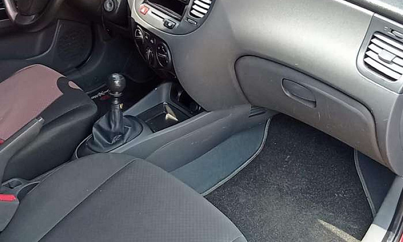 Kia Rio 2012...