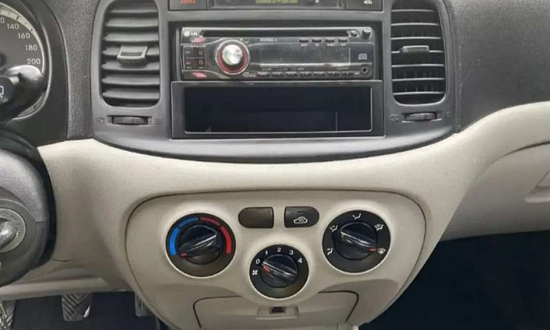Vendo Hyundai Accent...