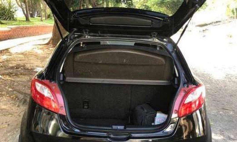 Mazda 2 2010 Negro P...
