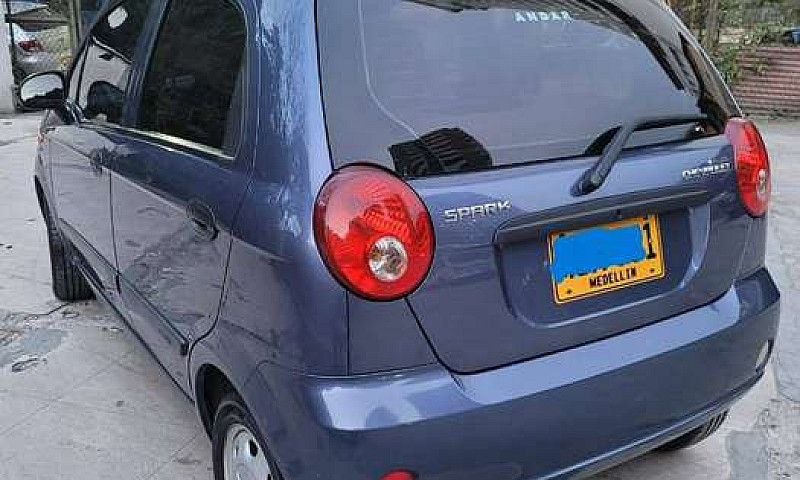 Vendo Chevrolet Spar...