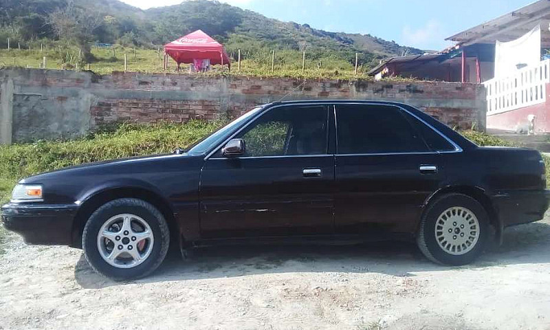 Vendo Mazda...