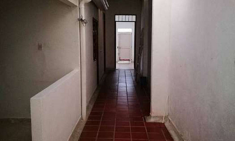 Arriendo Casa Lote E...