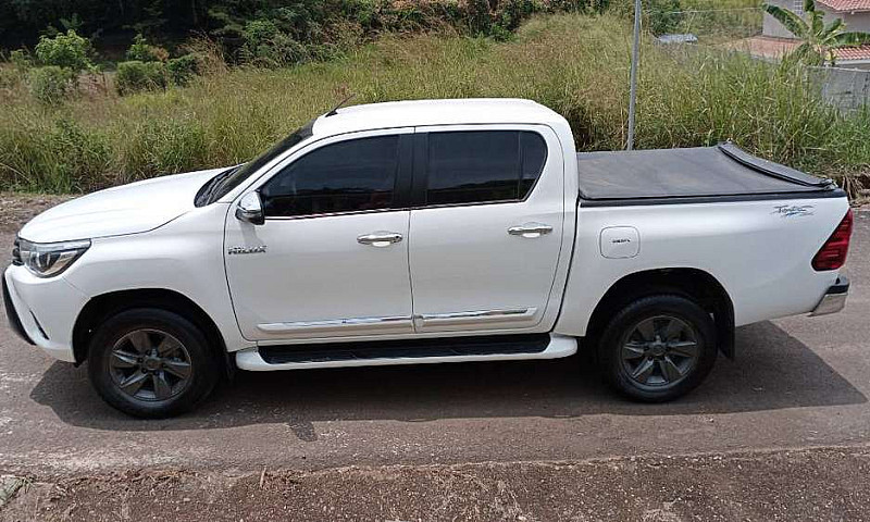 Toyota Hilux Diesel ...