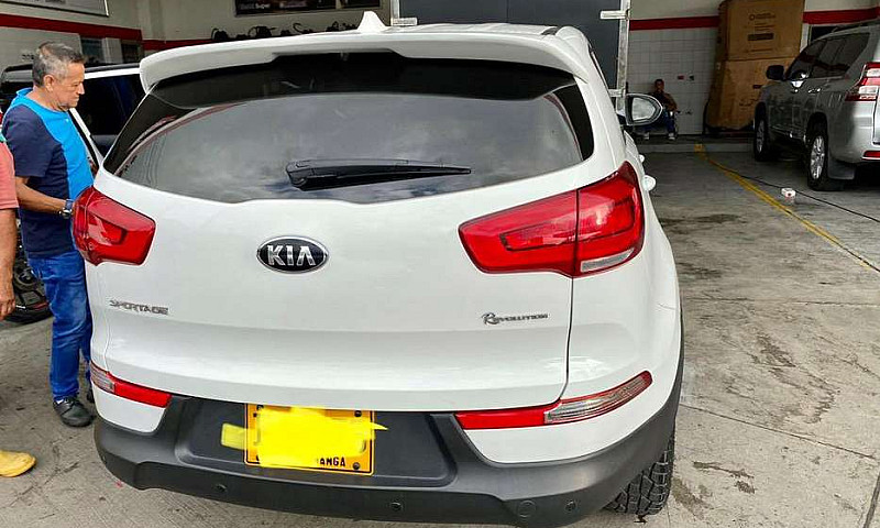 Kia Sportage...
